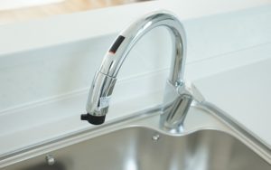 リクシルのタッチレス水栓