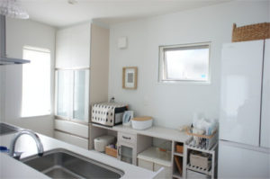 電子レンジ隠したキッチン